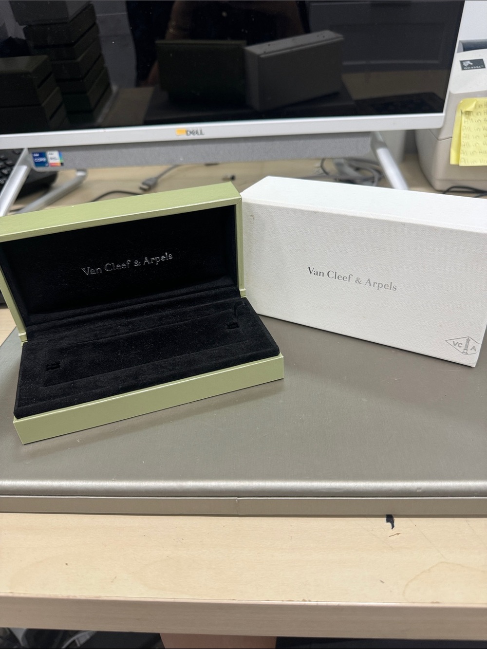 Van Cleef & Arpels Light Bracelet Box with outer box
